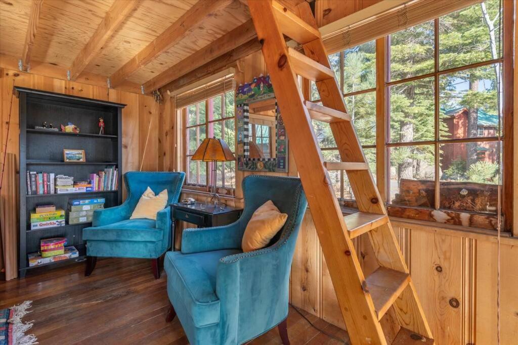 Coziest Cabin In Tahoe W Stone Fireplace Comfy Beds Close To Slopes & Lake Carnelian Bay Exterior photo