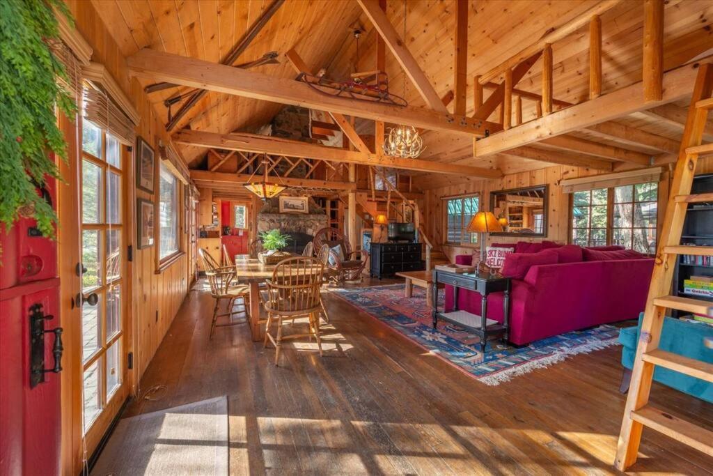 Coziest Cabin In Tahoe W Stone Fireplace Comfy Beds Close To Slopes & Lake Carnelian Bay Exterior photo